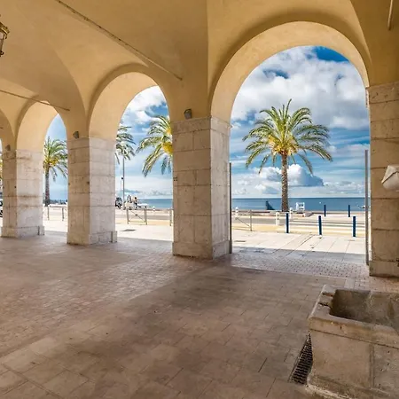 Centre Negresco 2 Pieces Calme A 150 M Des Plages Et Zone Pietonne, Parking Couvert Nice