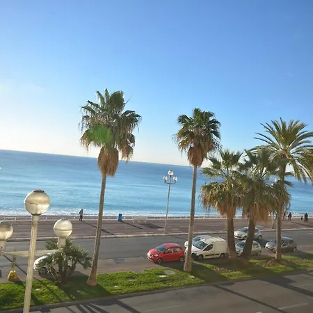 Centre Negresco 2 Pieces Calme A 150 M Des Plages Et Zone Pietonne, Parking Couvert * Nice