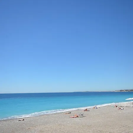 Apartment Centre Negresco 2 Pieces Calme A 150 M Des Plages Et Zone Pietonne, Parking Couvert *
