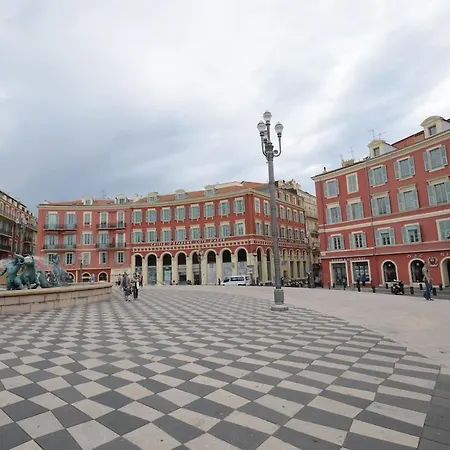 Centre Negresco 2 Pieces Calme A 150 M Des Plages Et Zone Pietonne, Parking Couvert Apartment Nice