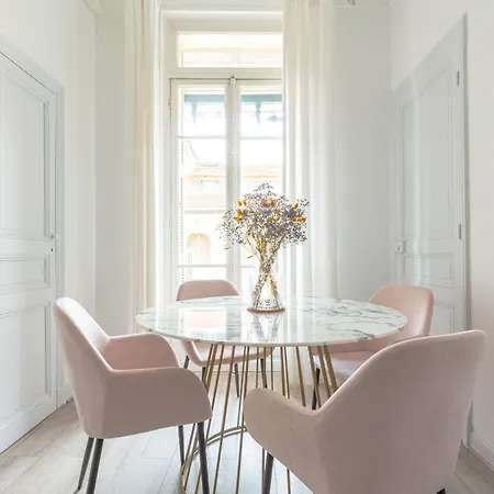 Apartment Retro-chic Proche De La Mer, 4 A 6 Personnes Nice