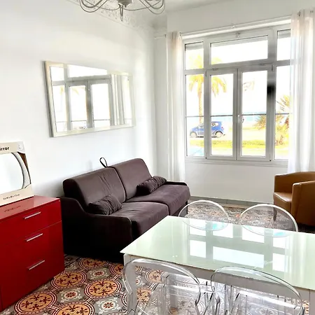 Apartment Studio Sur La Promenade *
