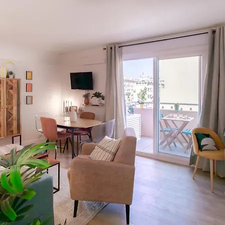 Apartment #46 Staywiz Us - Terrace Ac 4mins Walk Sea Tram T2 Airport Port