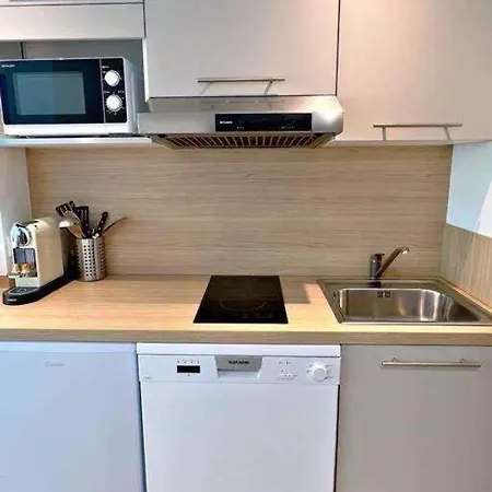 Jolie Appartement Proche Du Centre Senior Apartment *