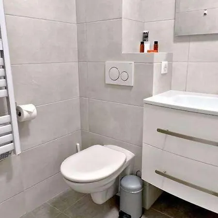 Apartment Jolie Appartement Proche Du Centre Senior *