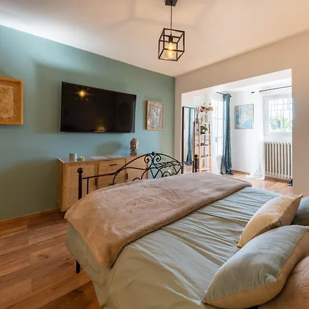 2 Nice Private Room With Pool Ans Garden *