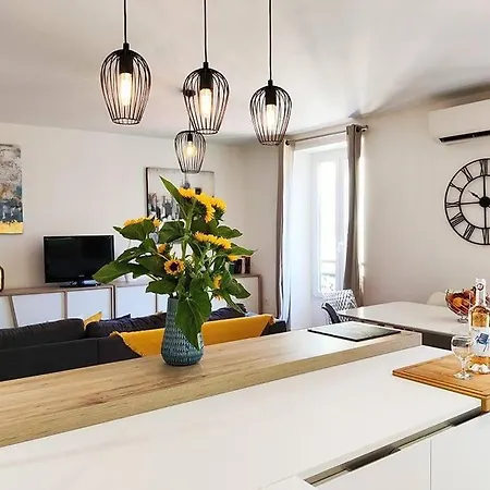 Apartment 2 Bedroom, 4-6 Pers., 5min To The Beach, Wifi, Ac Nice