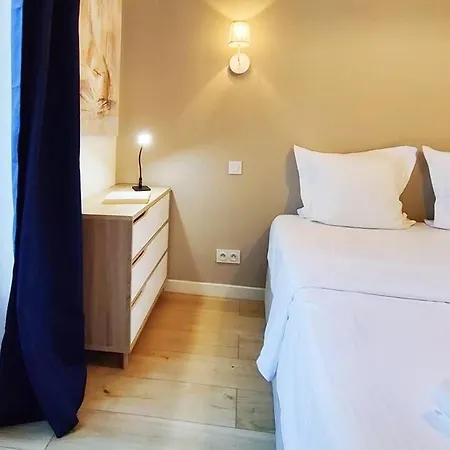 Apartment 2 Bedroom, 4-6 Pers., 5min To The Beach, Wifi, Ac Nice