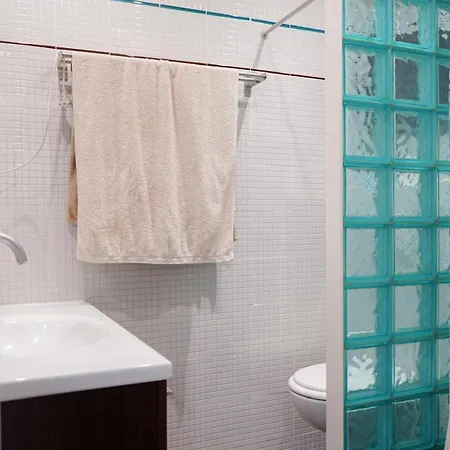 Apartment Two Bedroom Near Old Town