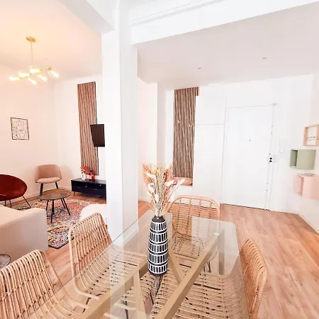 Apartment Prestige, Climatisation, Balcon, *