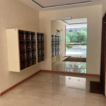 Beautiful In Cimiez Apartment