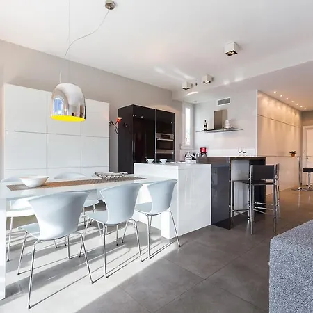 Apartment La Tour Sarrasine Nice