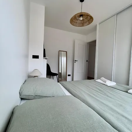 2 Bedroom Terrace - Downtown * Nice