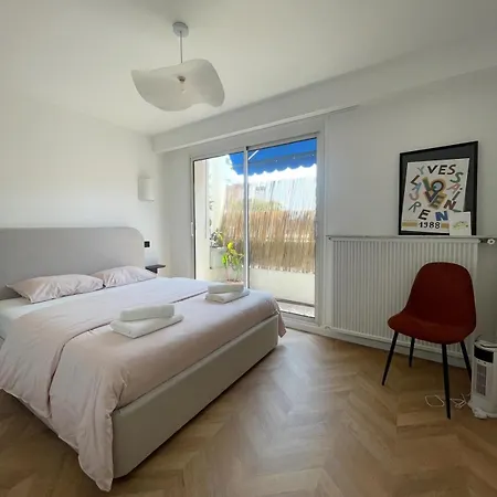 2 Bedroom Terrace - Downtown