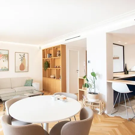 S12 Staywizus - 2bdr Bellet Sea & Mountain View Parking, Terrace & Ac Apartment