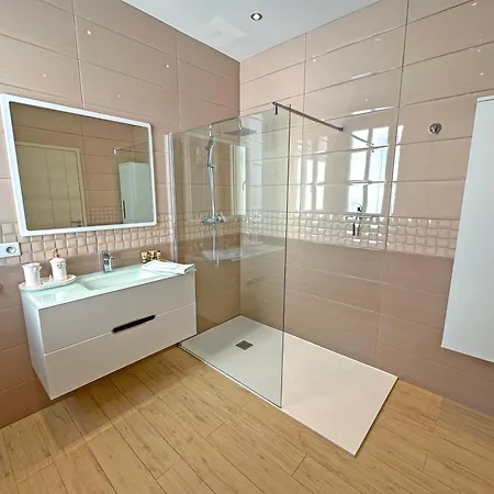 Derniere Etage Sur La Promenade! Apartment *