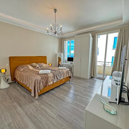 Apartment Derniere Etage Sur La Promenade! *