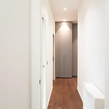 #60 Staywizus - Grimaldi 2bdr Near Beach,promenade Ac&wifi *