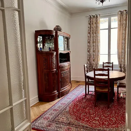 Apartment In 4 Guests, Town Center - Sea *