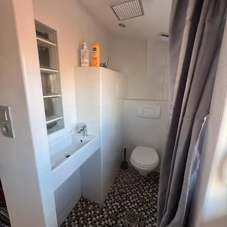 Old Nice, Beach, Air Conditioning Apartment *