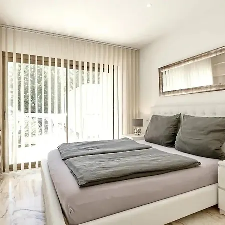 Luxury With - Pool-gym Holiday home