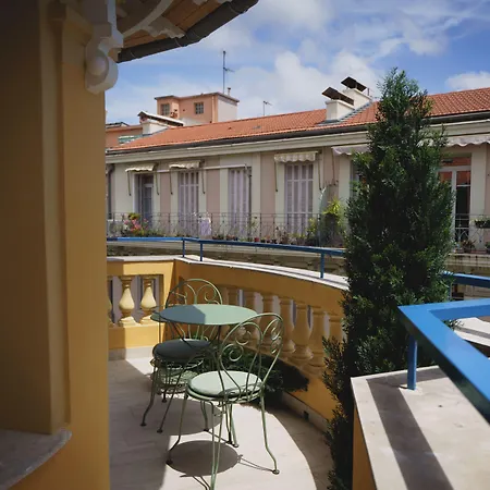 Gounod Fully Renovated Hotel 4*