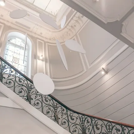 Vendome Hotel