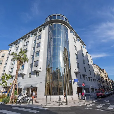 Goldstar & Hotel 4*