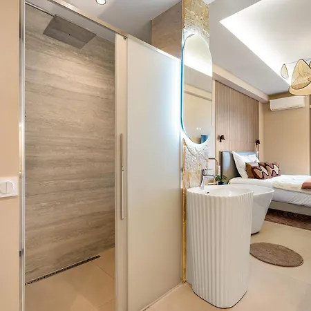 Apartment Renting - Hugo - Luxury Honeymoon Terrace Park View Free Parking