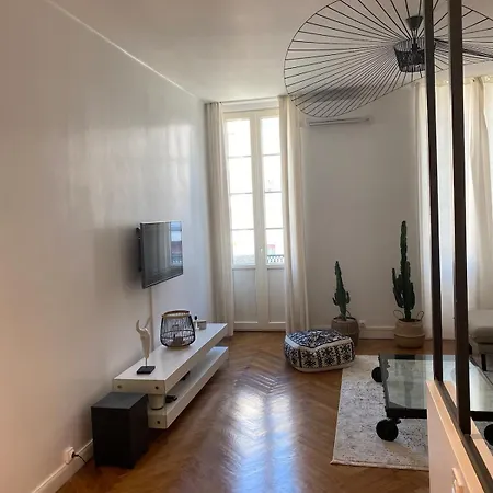 Apartment Ideal Hyper Centre 3 Pieces Charme & Design *