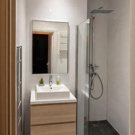 Apartment Moderne, Le Carre Dor, A 3min Plage, Centre Nice