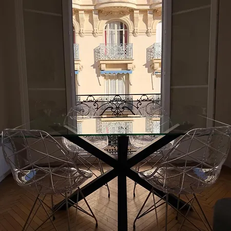 Palais Catherina 3 Pieces Et Commerces Rivoli Nice
