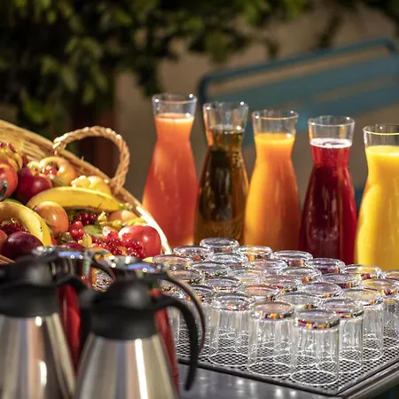Novotel Centre Vieux 4*