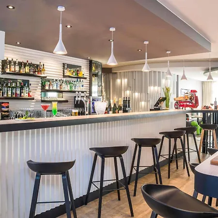Hotel Novotel Centre Vieux 4*