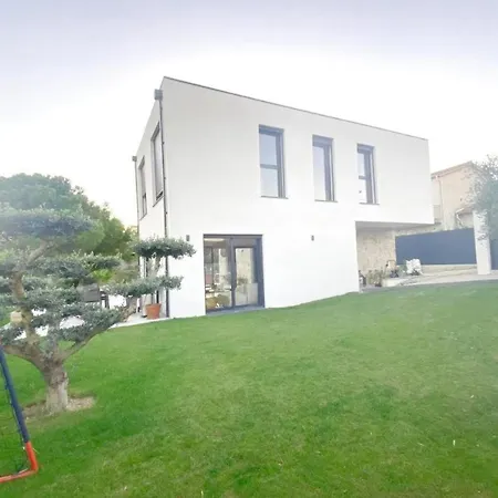 Holiday home L Elegant Summer House Nice
