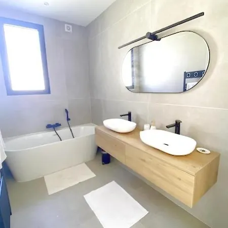 Holiday home L Elegant Summer House Nice *