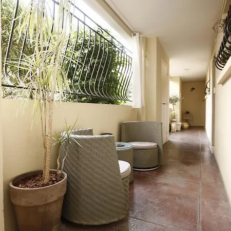 Stella Apartment