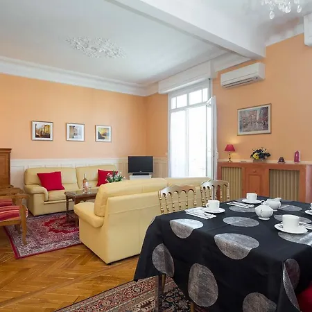 Saint Antoine - 1 Chambre - Centre Ville Apartment *