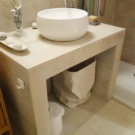 Riviera Charming Flat Old Town *