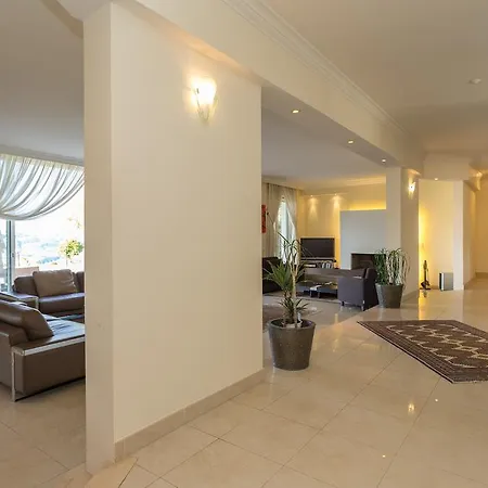 Le Spagnol Villa *