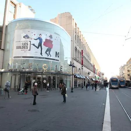 Prestigious Downtown * Nice