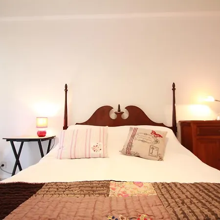 Prestigious Downtown Apartment