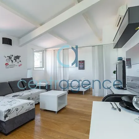 Apartment Sous Les Toits - Studio - Vieux