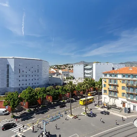 Apartment Le Theatre