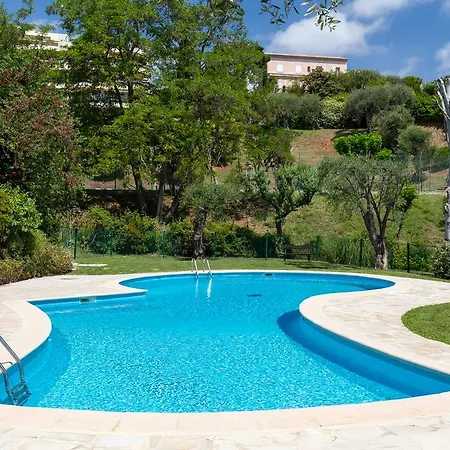 Apartment - Studio Avec Piscine Et Tennis
