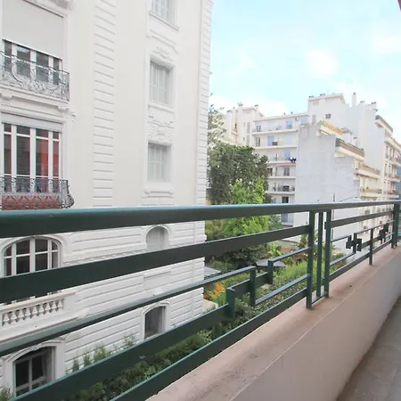 Apartment Riviera Le Berlioz