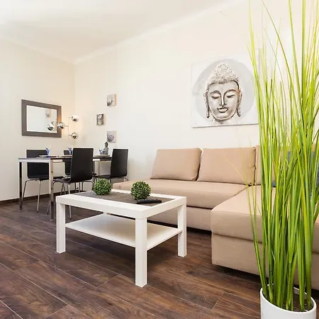 Apartment Joli 2p Calme Proche Mer, Negresco & Centre - Clim, Terrasse & Wifi *