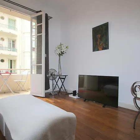 Apartment Riviera Le Louise Nice