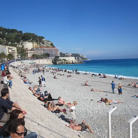 Cozy Promenade Des Anglais Apartment *