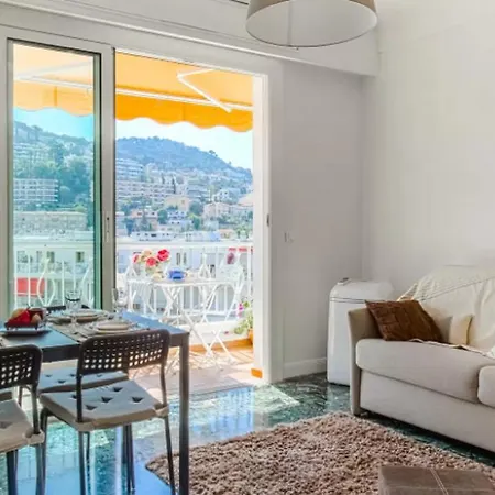 New Sea View 1 Bedroom Apartment, 10m From Beaches